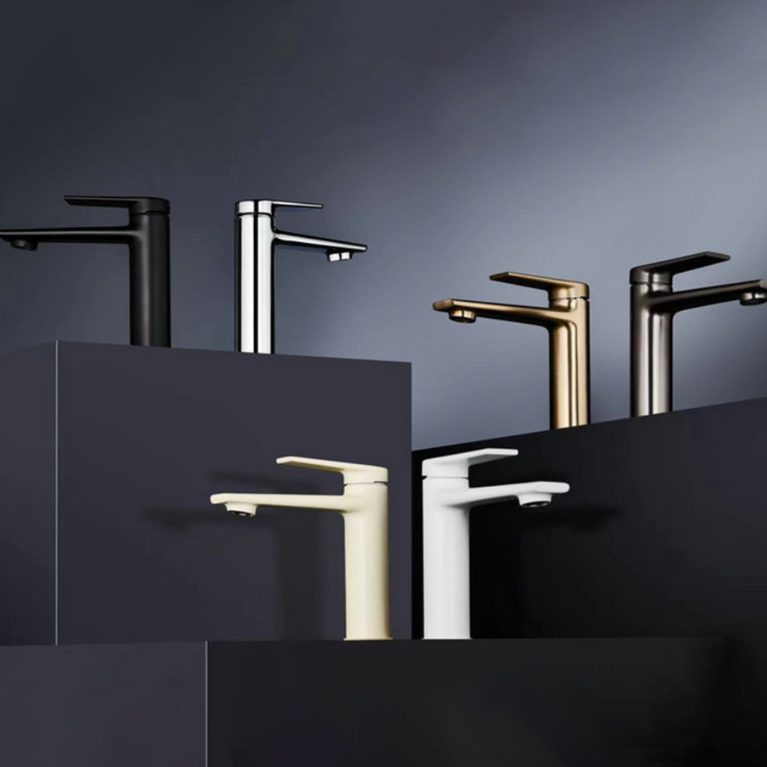 Freestanding Bath Faucet Lisandro – Waterfall Spout – Brushed nickel