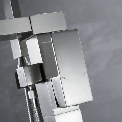 Freestanding Bath Faucet Lisandro – Waterfall Spout – Brushed nickel