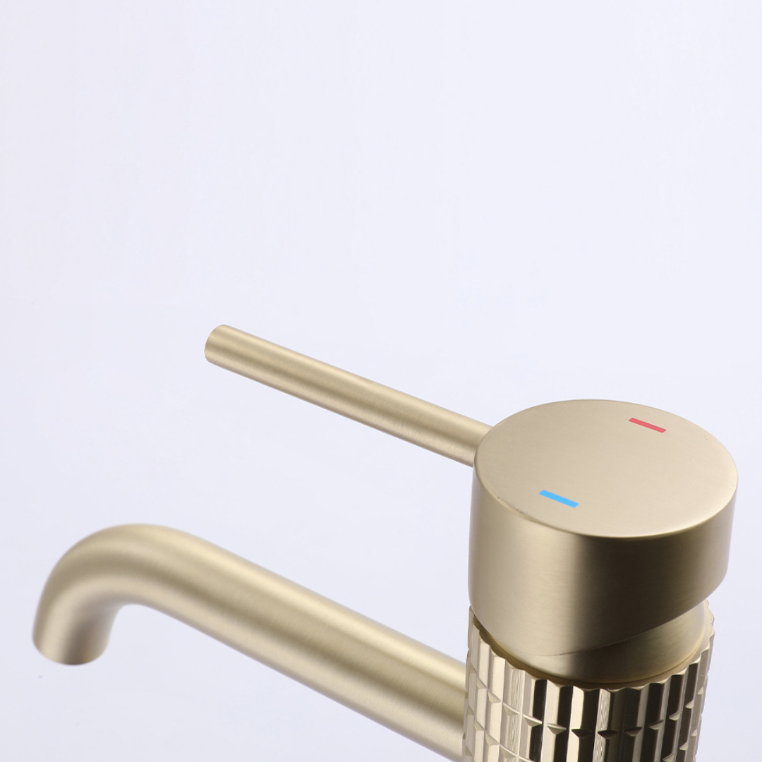 Construction of washbasin faucet Angelica - Brushed gold