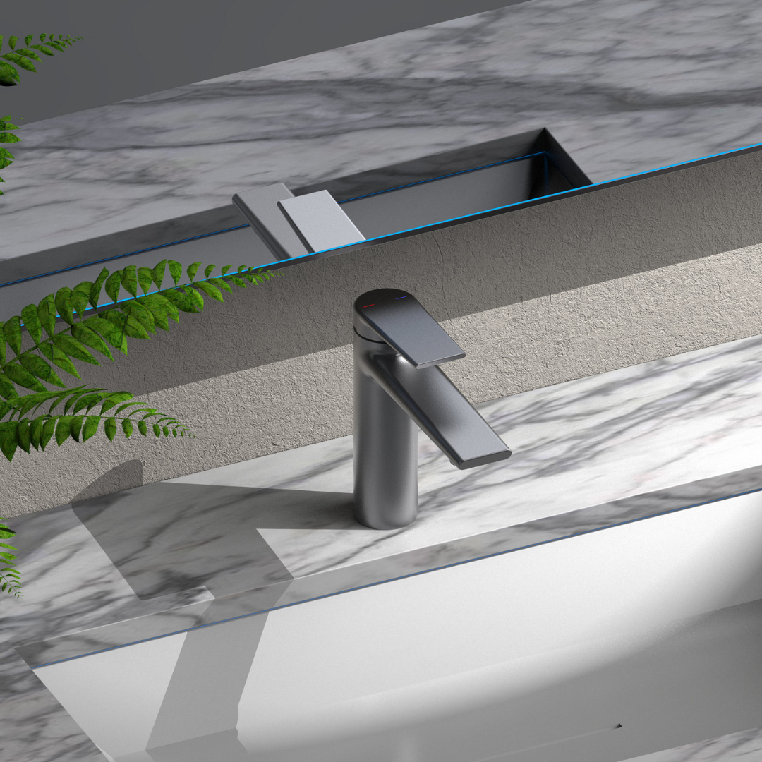 Freestanding Bath Faucet Lisandro – Waterfall Spout – Brushed nickel