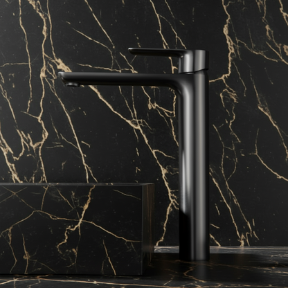 Freestanding Bath Faucet Lisandro – Waterfall Spout – Brushed nickel