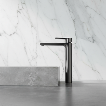 Freestanding Bath Faucet Lisandro – Waterfall Spout – Brushed nickel