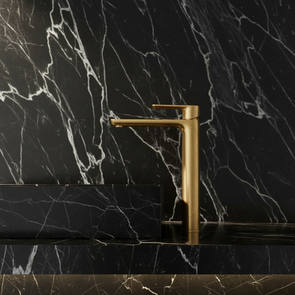 Freestanding Bath Faucet Lisandro – Waterfall Spout – Brushed nickel