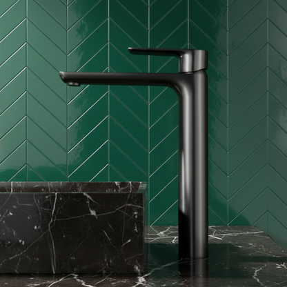 Freestanding Bath Faucet Lisandro – Waterfall Spout – Brushed nickel