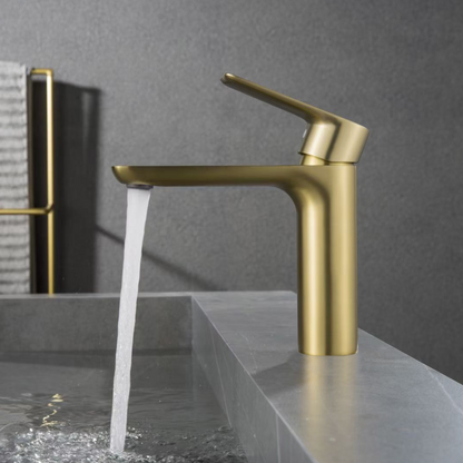 Freestanding Bath Faucet Lisandro – Waterfall Spout – Brushed nickel