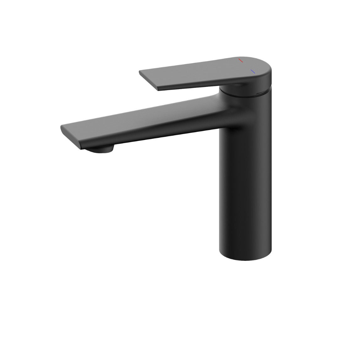 Freestanding Bath Faucet Lisandro – Waterfall Spout – Brushed nickel