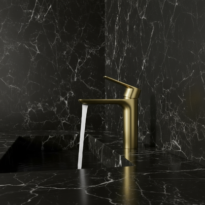 Freestanding Bath Faucet Lisandro – Waterfall Spout – Brushed nickel