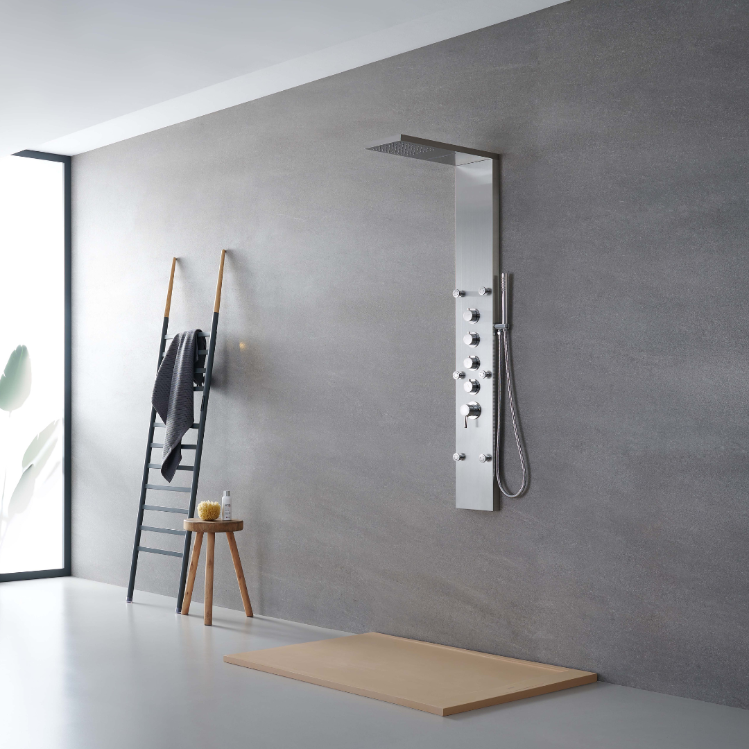 Freestanding Bath Faucet Lisandro – Waterfall Spout – Brushed nickel