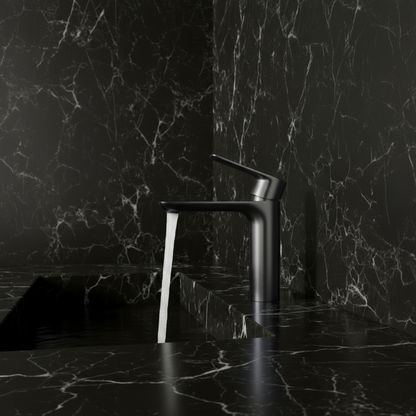 Freestanding Bath Faucet Lisandro – Waterfall Spout – Brushed nickel