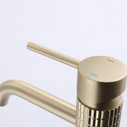 Construction of washbasin faucet Angelica - Brushed gold