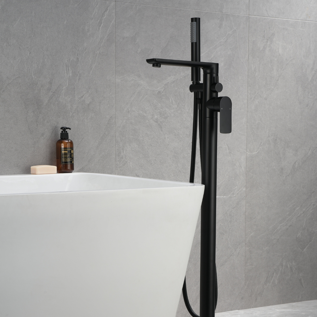 Freestanding bath faucet Emilia - Matte black