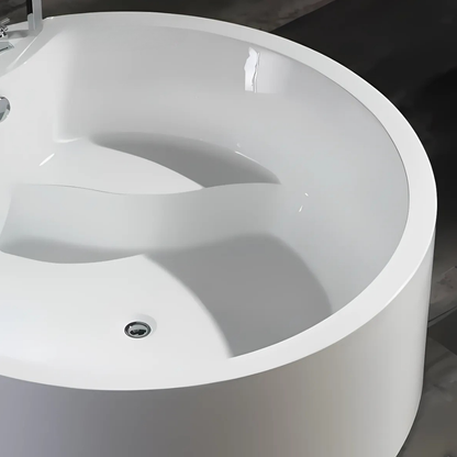 Freestanding Round Massage Bath – Amalfi – Glossy White – 154x154x58 cm