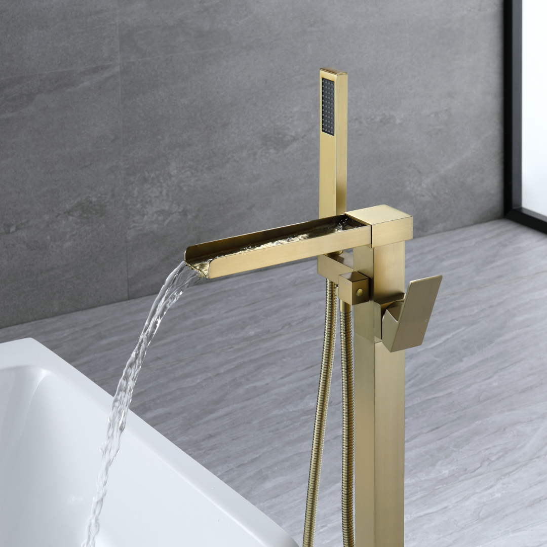 Freestanding Bath Faucet Lisandro – Waterfall Spout – Brushed Gold