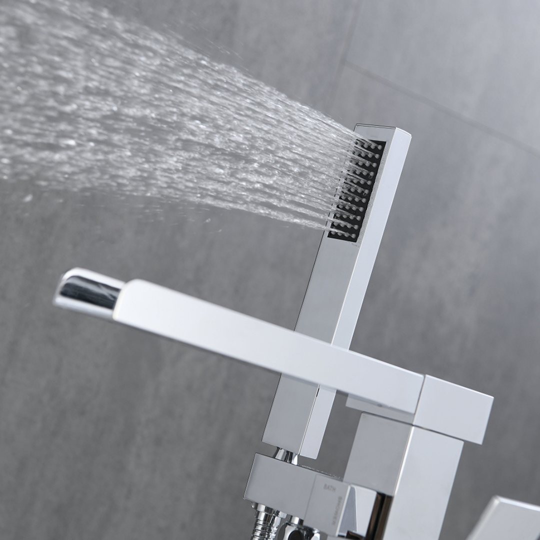Freestanding Bath Faucet Lisandro – Waterfall Spout – Chrome
