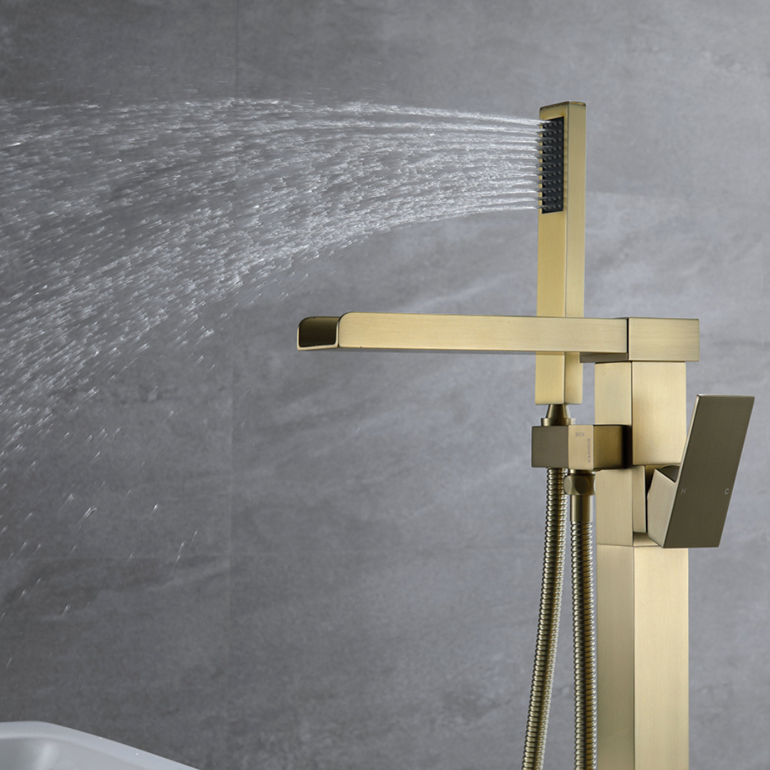 Freestanding Bath Faucet Lisandro – Waterfall Spout – Brushed Gold