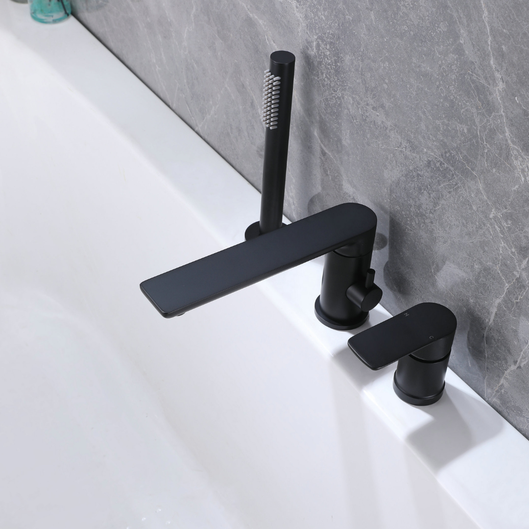 Freestanding Bath Faucet Lisandro – Waterfall Spout – Brushed nickel