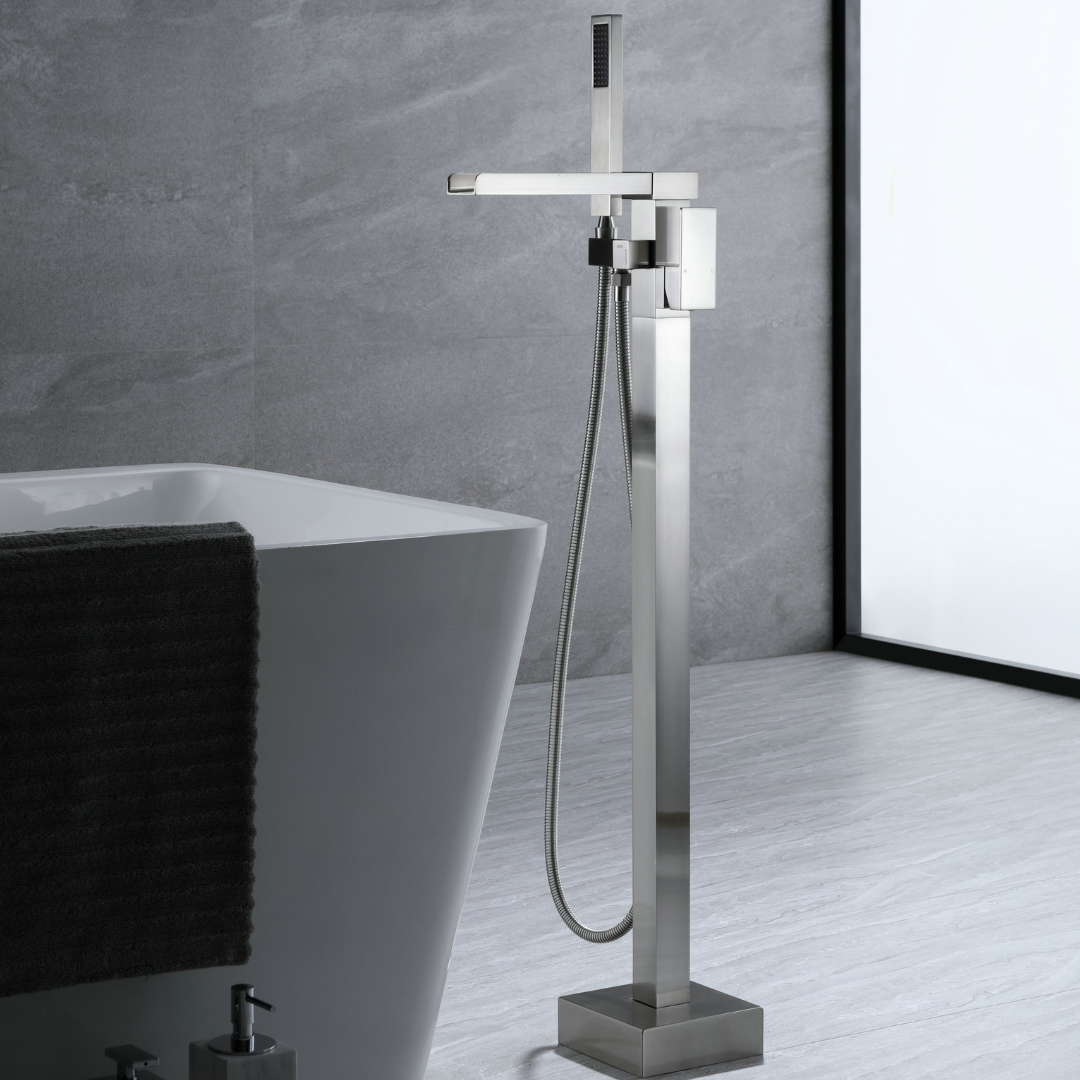 Freestanding Bath Faucet Lisandro – Waterfall Spout – Brushed nickel