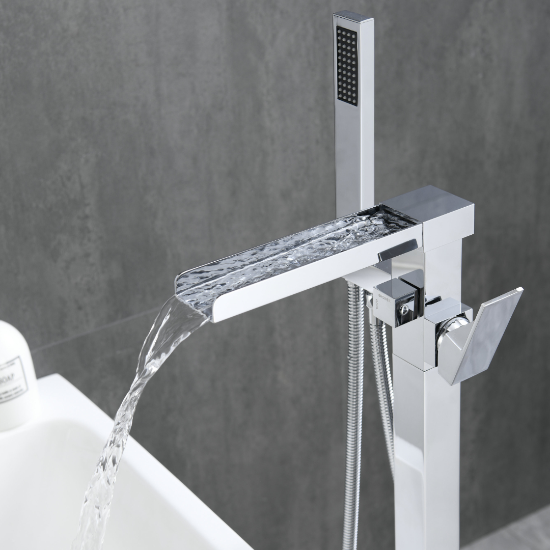 Freestanding Bath Faucet Lisandro – Waterfall Spout – Chrome