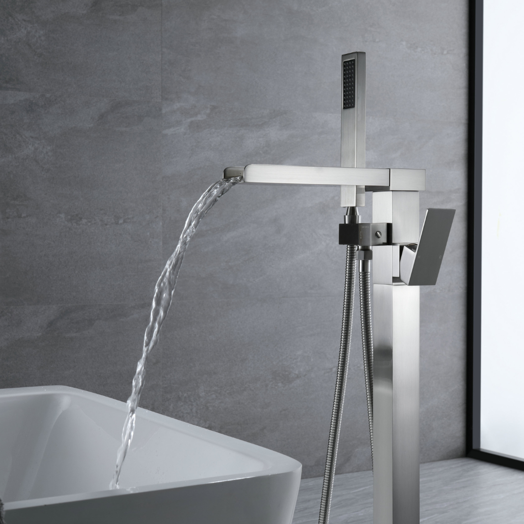 Freestanding Bath Faucet Lisandro – Waterfall Spout – Brushed nickel