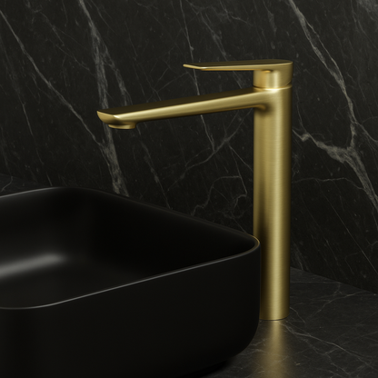 Freestanding Bath Faucet Lisandro – Waterfall Spout – Brushed nickel