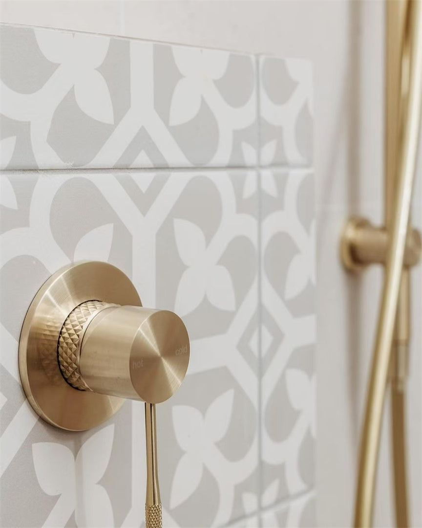 Regendoucheset Valencia – Brushed Gold - Air shower II - Met inbouwmengkraan
